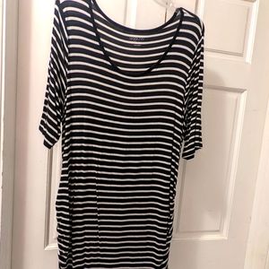 XL Black and White Striped Maternity Shirt